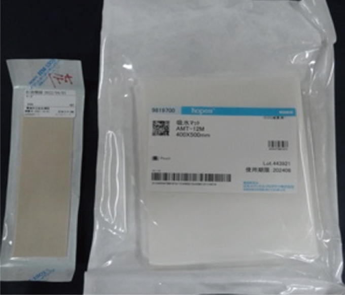 PCIにおける給水シート、滅菌テープの準備