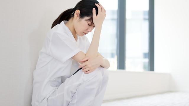 辛い看護師のイメージ画像