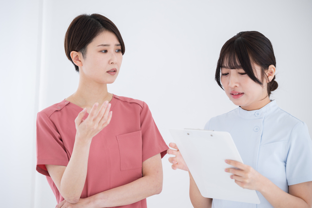 怖い看護師のイメージ画像