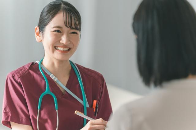 優しさの原動力を持って働く看護師のイメージ画像