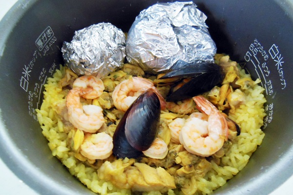 自宅でもパエリアは簡単 炊飯器でノンオイルパエリアレシピ 看護roo カンゴルー